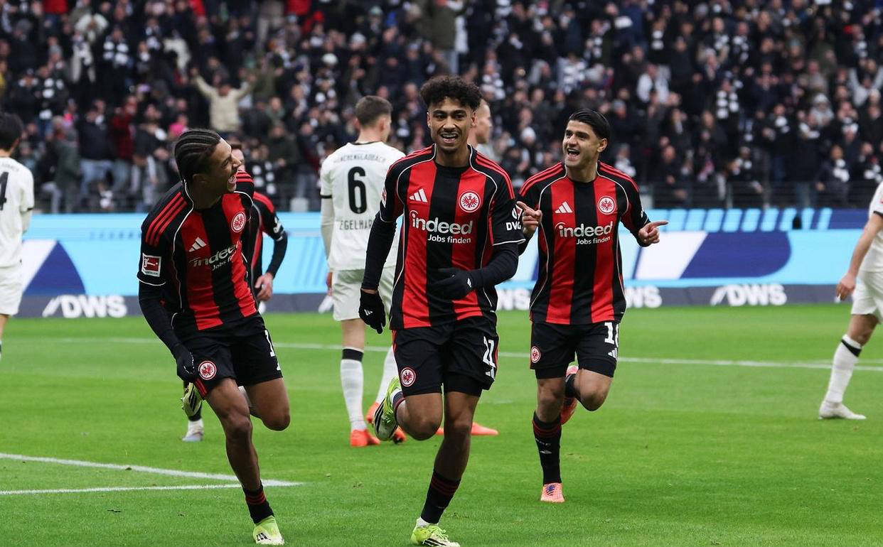 20岁法国新星闪耀德甲，法兰克福3-0完胜门兴终结连败